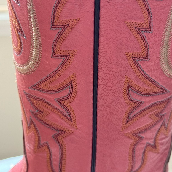 Lucchese Classics - Cowboy/Cowgirl Pink Boots - Size 6.5 B - Picture 3 of 13